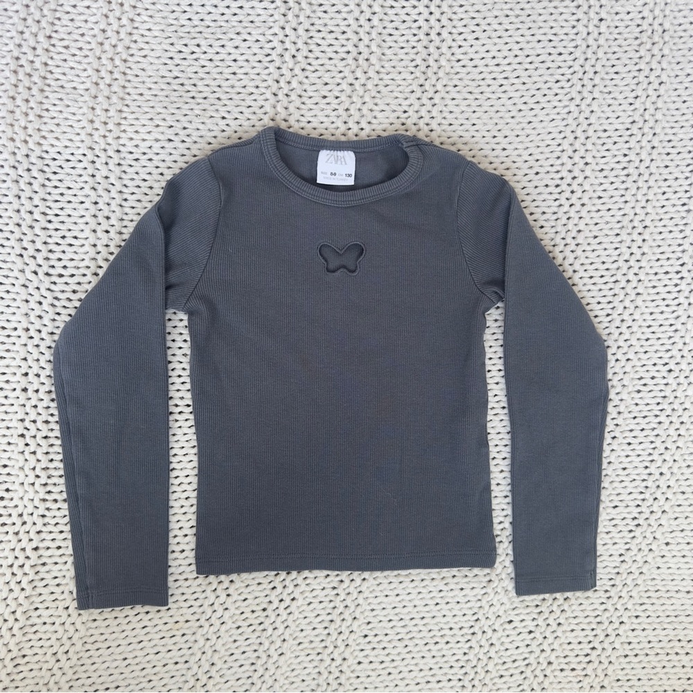 Zara Charcoal Gray Crew Neck Long Sleeve Girls Butterfly Tee Size 8-9